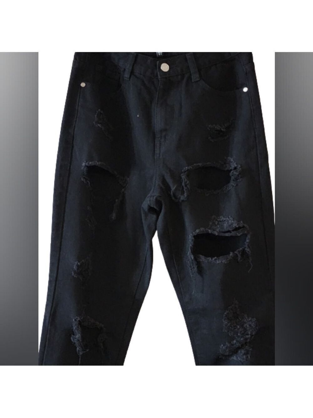 Riot high rise mom jeans Distressed denim ripped size 6 color black